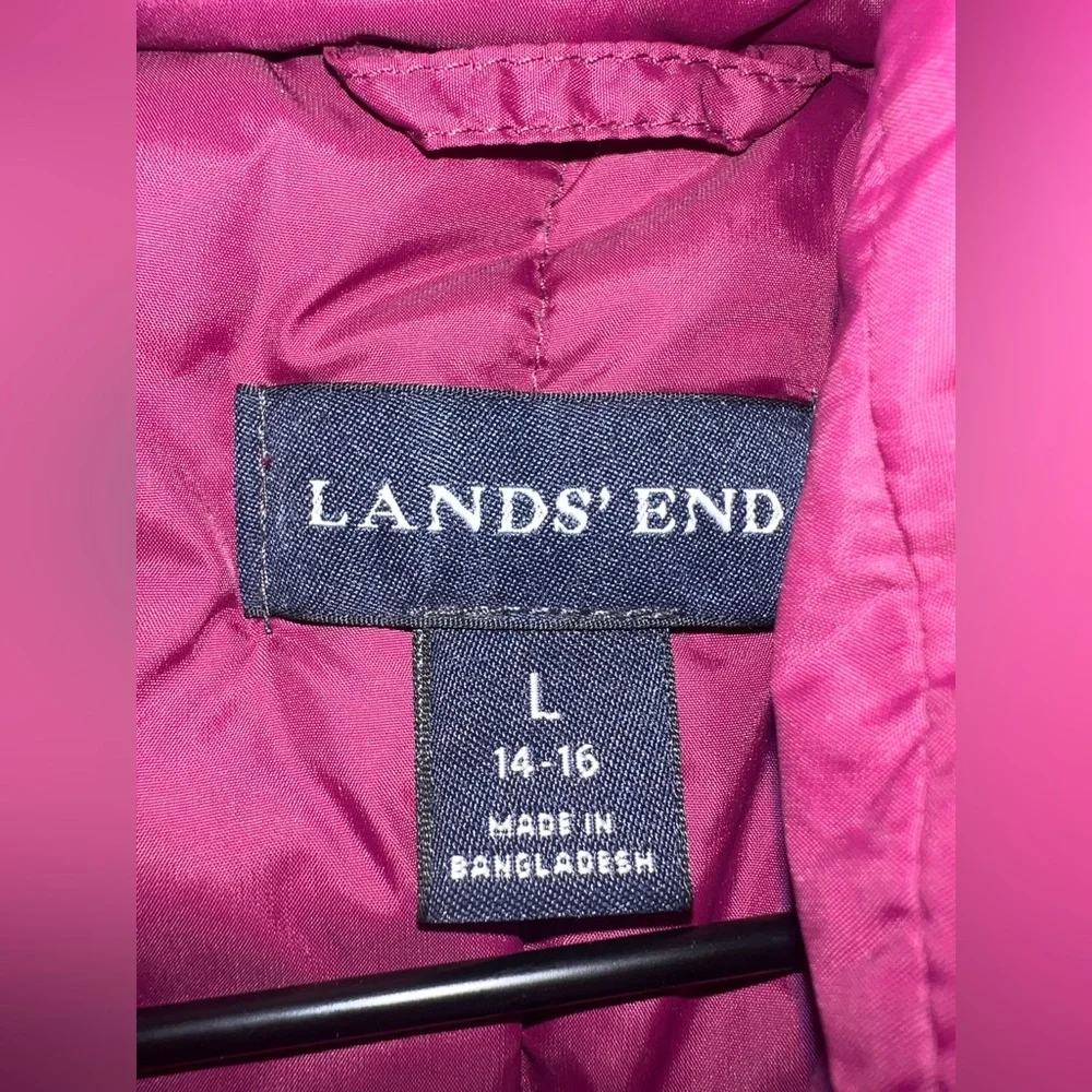 LANDS END Goose down magenta puffer vest, button up with pockets, size large